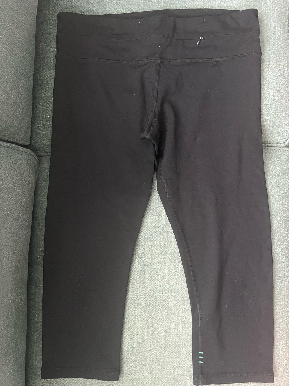 Nancy Rose Performance Black Crop Leggings Size M